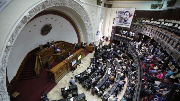 Opposition lawmakers participate in a session at the National Assembly in Caracas, Venezuela Opposition lawmakers participate in a session at the National Assembly in Caracas, Venezuela - Sputnik International