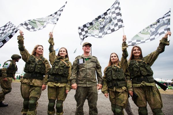 Tank Biathlon's Stars: Women at International Army Games 2019 Tank Biathlon's Stars: Women at International Army Games 2019 - Sputnik International