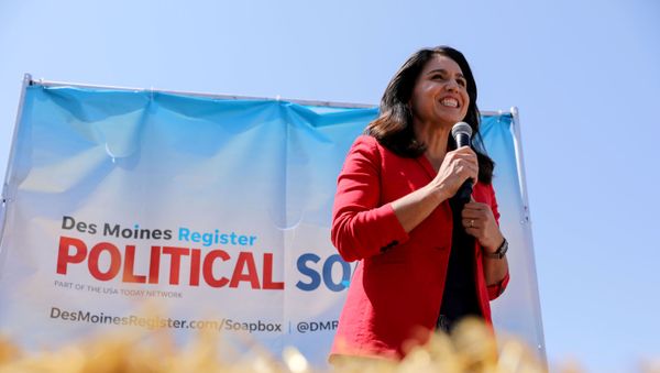 2020 Democratic U.S. presidential candidate Tulsi Gabbard speaks at the Iowa State Fair in Des Moines, Iowa, US, 9 August 2019. 2020 Democratic U.S. presidential candidate Tulsi Gabbard speaks at the Iowa State Fair in Des Moines, Iowa, US, 9 August 2019. - Sputnik International