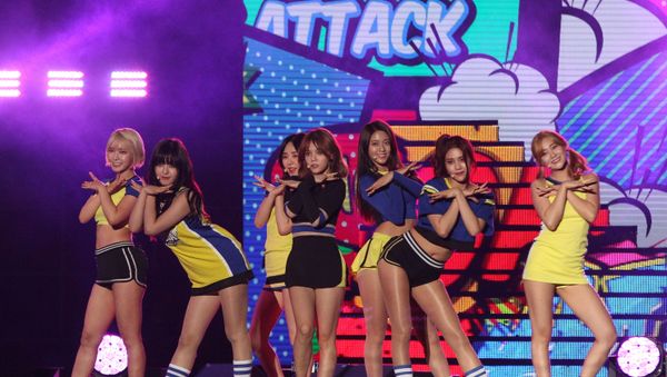 South Korean pop group AOA - Sputnik International