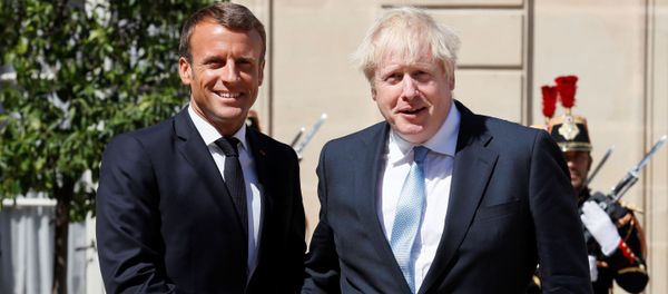 French President Emmanuel Macron welcomes British Prime Minister Boris Johnson before a meeting on Brexit at the Elysee Palace in Paris, France, August 22, 2019 French President Emmanuel Macron welcomes British Prime Minister Boris Johnson before a meeting on Brexit at the Elysee Palace in Paris, France, August 22, 2019 - Sputnik International