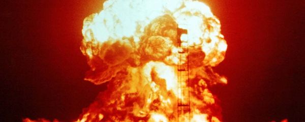The detonation of a 23-kiloton nuclear bomb XX-34 BADGER as part of the Operation Upshot-Knothole nuclear testing programme at the Nevada Test Site in April 1953. The detonation of a 23-kiloton nuclear bomb XX-34 BADGER as part of the Operation Upshot-Knothole nuclear testing programme at the Nevada Test Site in April 1953. - Sputnik International