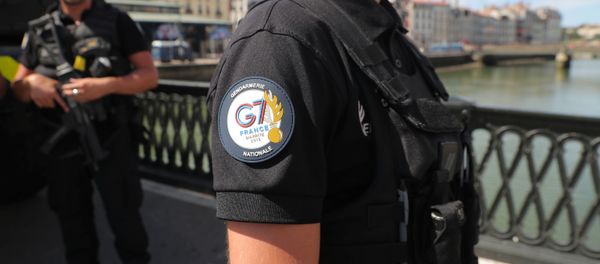 French gendarmes patrol in the streets in Bayonne on the eve of the Biarritz G7 summit, France, August 23, 2019. - Sputnik International