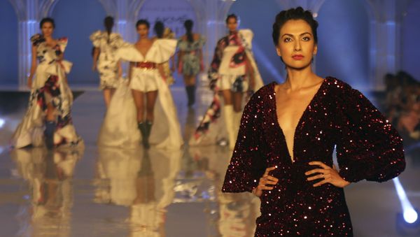 Models walks the ramp during a Grand Finale show displaying the collection of designer Gauri & Nainika at Lakme Fashion Week in in Mumbai, India, Sunday, August 25, 2019.  - Sputnik International