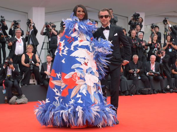 Somali-American top-model Iman Mohamed Abdulmajid accompanied by film director Francesco Carrozzini Somali-American top-model Iman Mohamed Abdulmajid accompanied by film director Francesco Carrozzini - Sputnik International