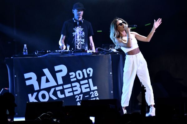 Hip-hop singer Yekaterina Tkachenko (Lil Kate) performs during the Rap Koktebel festival in Crimea. - Sputnik International