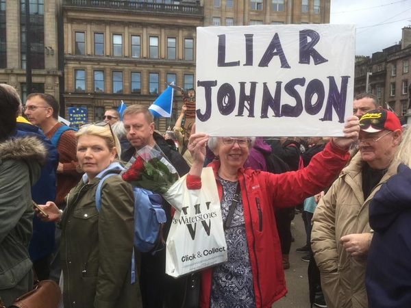 ‘Stop the Coup Coup Kachoo!’: Glasgow Protesters Rally Against Prorogation - Sputnik International