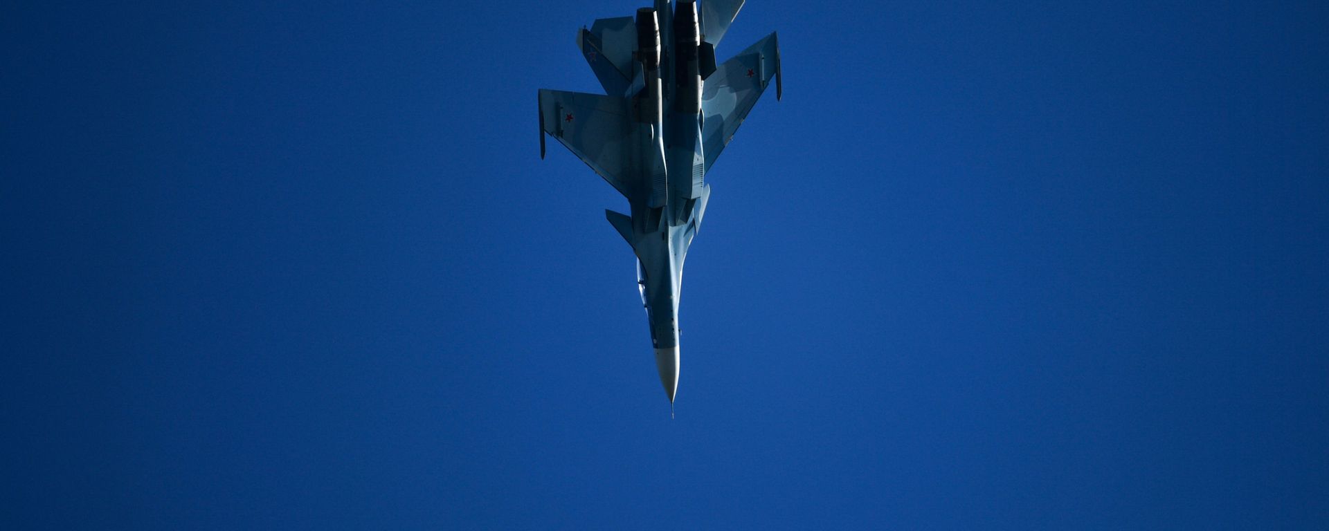 A Sukhoi Su-30SM fighter performs at the MAKS-2019 International Aviation and Space Show in Zhukovsky, outside Moscow, Russia. A Sukhoi Su-30SM fighter performs at the MAKS-2019 International Aviation and Space Show in Zhukovsky, outside Moscow, Russia. - Sputnik International, 1920, 07.10.2019