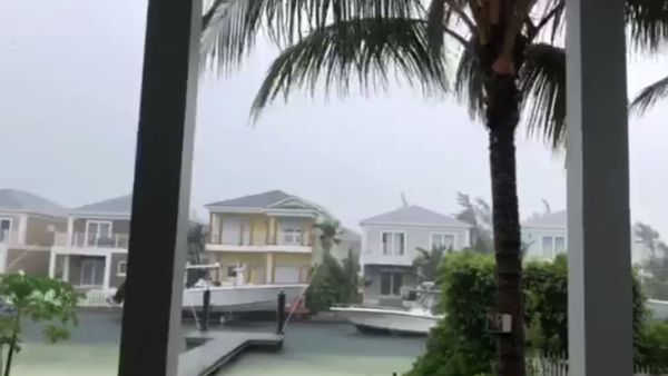 This video grab image shows boats are tied up in preparation for the approach of Hurricane Dorian on September 1, 2019 in Sandyport, Nassau, Bahamas. This video grab image shows boats are tied up in preparation for the approach of Hurricane Dorian on September 1, 2019 in Sandyport, Nassau, Bahamas. - Sputnik International