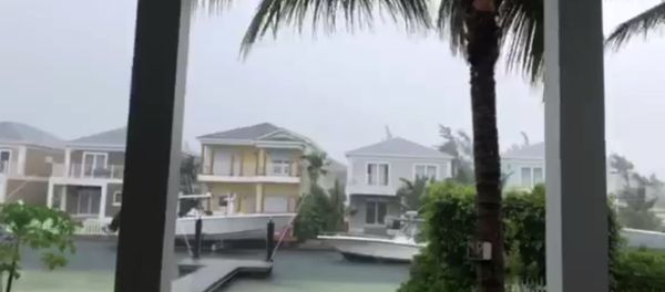 This video grab image shows boats are tied up in preparation for the approach of Hurricane Dorian on September 1, 2019 in Sandyport, Nassau, Bahamas. This video grab image shows boats are tied up in preparation for the approach of Hurricane Dorian on September 1, 2019 in Sandyport, Nassau, Bahamas. - Sputnik International