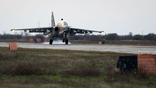 Sukhoi Su-25UB ground-attack aircraft - Sputnik International