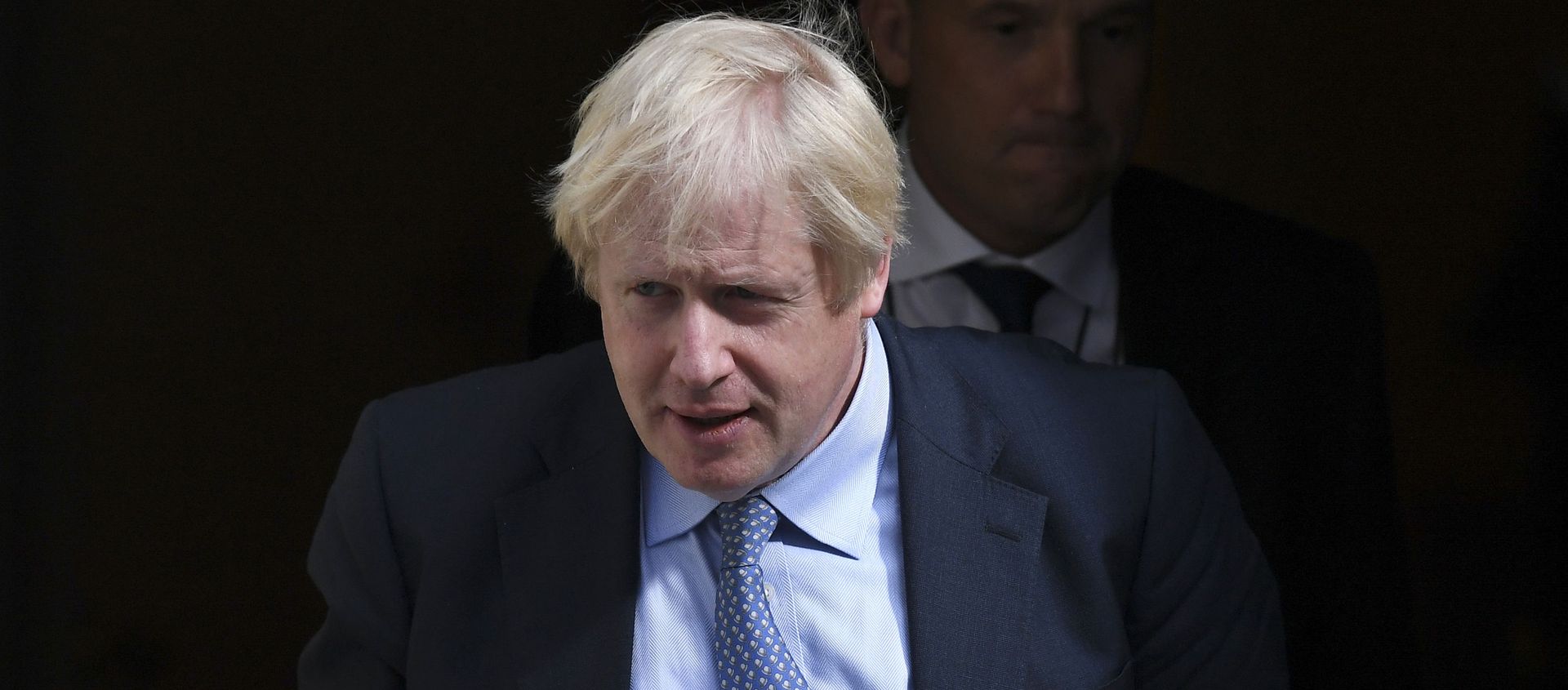 Britain's Prime Minister Boris Johnson leaves 10 Downing Street, London, for the House of Commons to attend the weekly Prime Minister's question time, 4 September 2019 Britain's Prime Minister Boris Johnson leaves 10 Downing Street, London, for the House of Commons to attend the weekly Prime Minister's question time, 4 September 2019 - Sputnik International, 1920, 02.11.2019