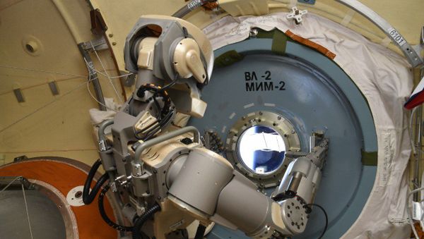 Skybot F-850 на орбите МКС Skybot F-850 на орбите МКС - Sputnik International