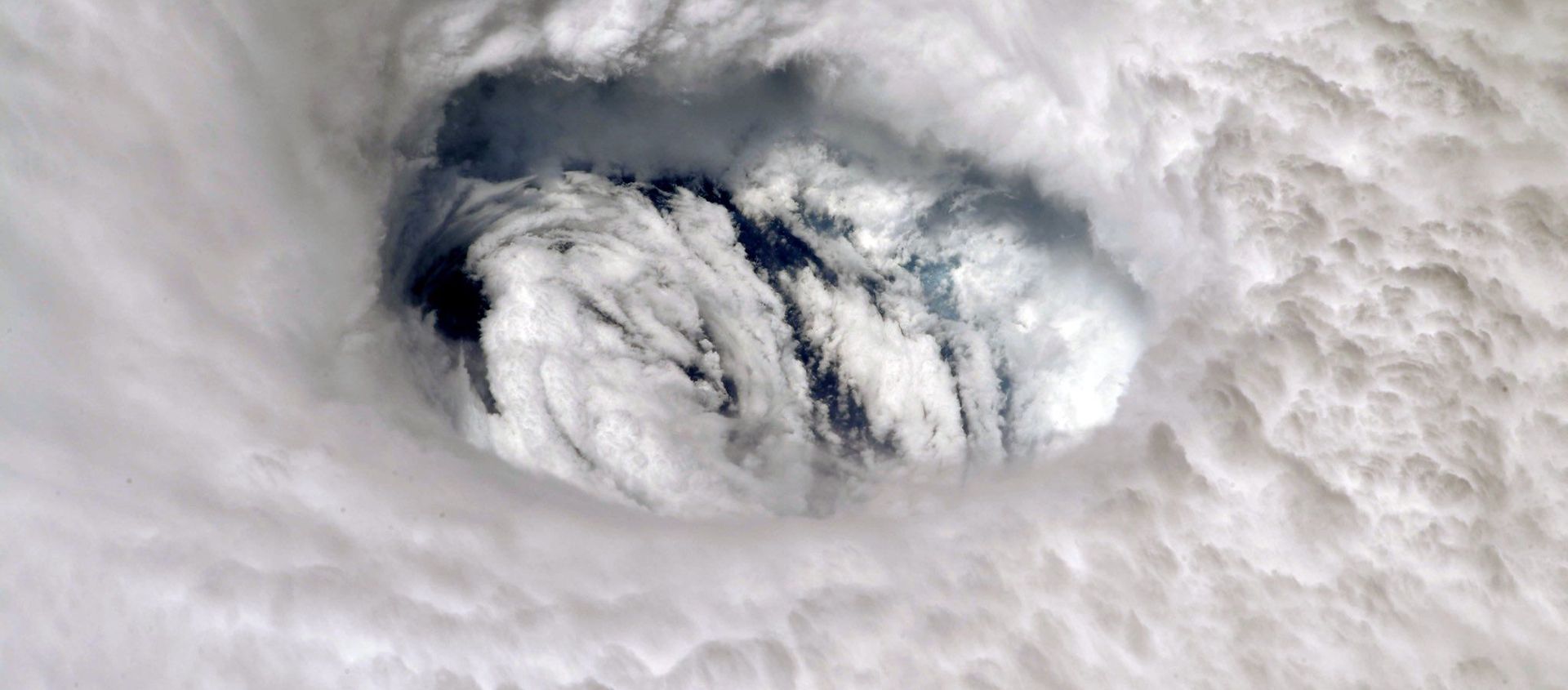 Photograph of Hurricane Dorian made by astronaut Nick Hague aboard the International Space Station on 2 September 2019 Photograph of Hurricane Dorian made by astronaut Nick Hague aboard the International Space Station on 2 September 2019 - Sputnik International, 1920, 17.11.2019