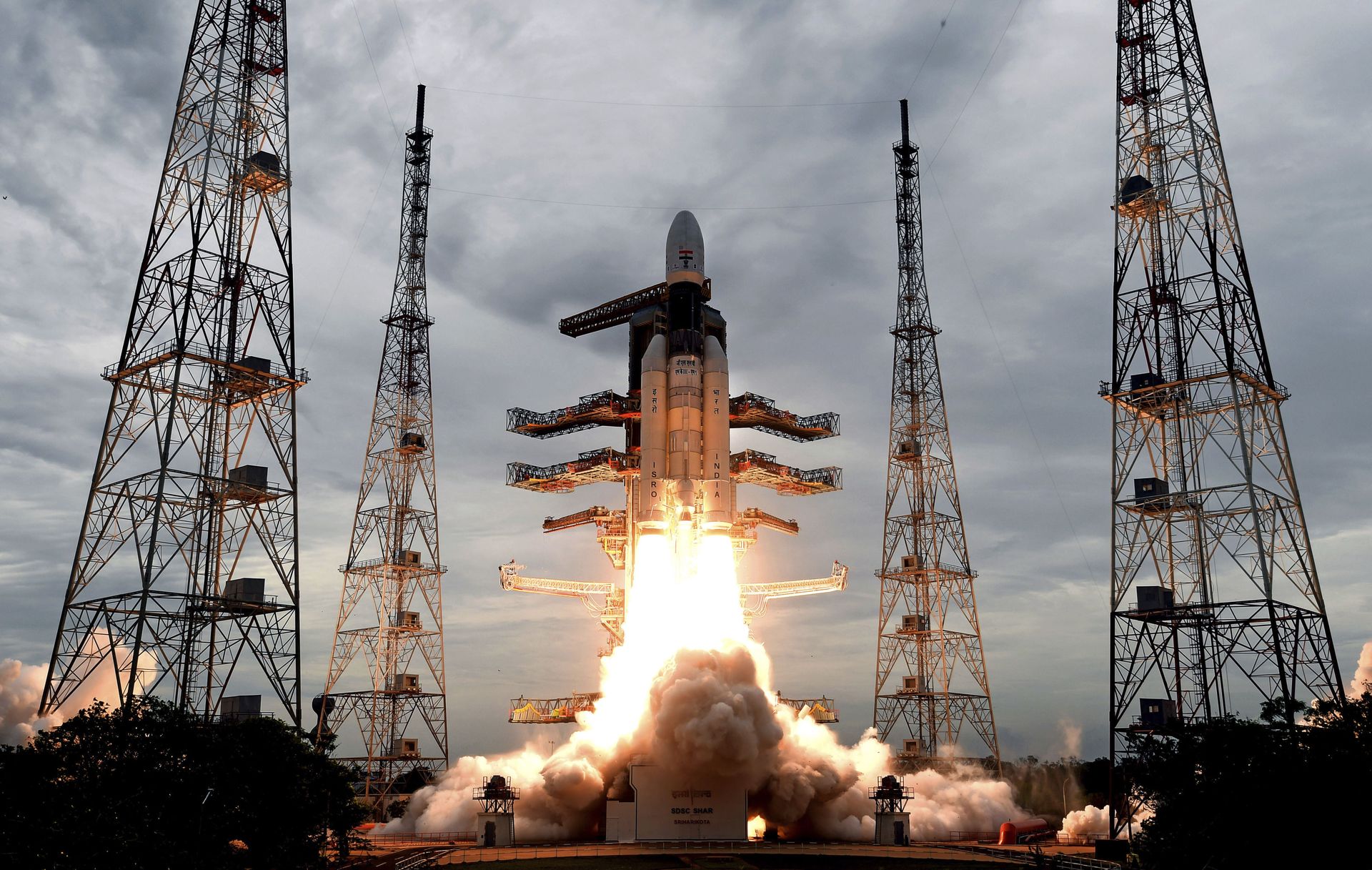 India’s Space Agency Aims to Snatch Share in Heavy Satellite Launch Market from Elon Musk’s SpaceX India’s Space Agency Aims to Snatch Share in Heavy Satellite Launch Market from Elon Musk’s SpaceX - Sputnik International, 1920, 21.03.2021