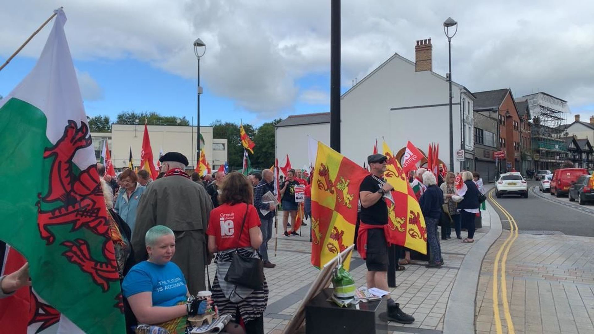 Welsh independence marchers at Penderyn Square, Merthyr Tydfil - Sputnik International, 1920, 19.10.2021