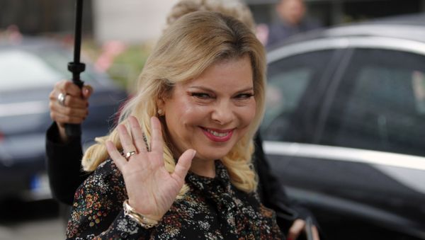 Israel's Prime Minister's wife Sara Netanyahu arrives for the meeting with French Finance Minister Bruno Le Maire at Bercy Economy Ministry, in Paris, Wednesday, 6 June 2018 - Sputnik International