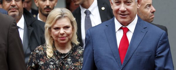 Israel's Prime Minister Benjamin Netanyahu and his wife Sara Netanyahu walk out after their meeting with French Finance Minister Bruno Le Maire, second from left, at Bercy Economy Ministry, in Paris, Wednesday, 6 June 2018. Israel's Prime Minister Benjamin Netanyahu and his wife Sara Netanyahu walk out after their meeting with French Finance Minister Bruno Le Maire, second from left, at Bercy Economy Ministry, in Paris, Wednesday, 6 June 2018. - Sputnik International
