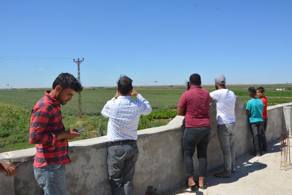 Villagers on Turkish-Syrian Border Observe US-Turkey Joint Patrols - Photos - Sputnik International