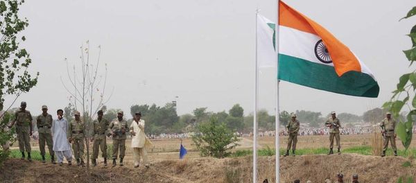 Baba Chamliyal Mela at Indo-Pak international Border, near Jammu - Sputnik International