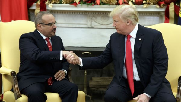 President Donald Trump meets with Bahrain's Crown Prince Salman bin Hamad Al Khalifa in the Oval Office of the White House - Sputnik International