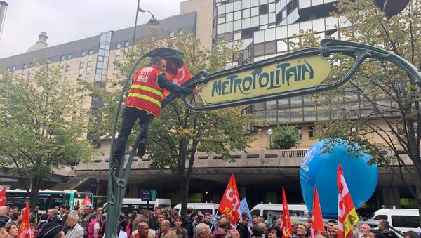 Public transport workers strike in Paris - Sputnik International