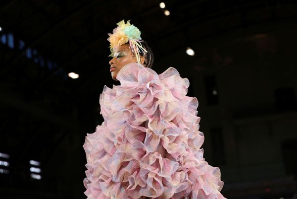 A model presents a creation from the Marc Jacobs Spring 2020 collection during fashion week in New York, U.S., September 11, 2019. A model presents a creation from the Marc Jacobs Spring 2020 collection during fashion week in New York, U.S., September 11, 2019. - Sputnik International