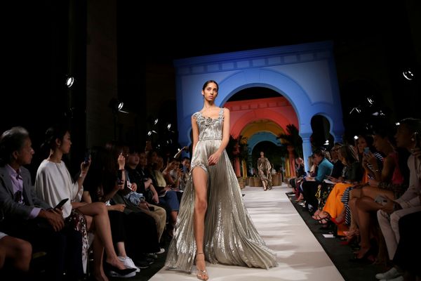 A model presents a creation from the Oscar de la Renta collection during fashion week in New York, U.S., September 10, 2019. A model presents a creation from the Oscar de la Renta collection during fashion week in New York, U.S., September 10, 2019. - Sputnik International