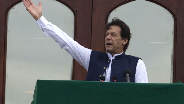 Pakistani Prime Minister Imran Khan addresses a Kashmir rally at the Prime Minister office in Islamabad, Pakistan, Friday, Aug. 30, 2019 - Sputnik International