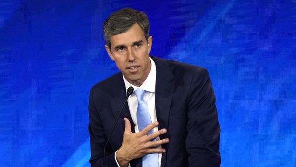 Former Rep. Beto O'Rourke delivers his closing statement at the end of the 2020 Democratic U.S. presidential debate in Houston, Texas, U.S. September 12, 2019. REUTERS/Mike Blake - Sputnik International