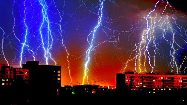 Lightning  - Sputnik International