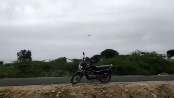 Unmanned Aerial Vehicle (UAV) Rustom2 being developed by DRDO on experimental flight trial in new configuration has crash landed in fields near Chitradurga, 200 kilometers from Bengaluru - Sputnik International