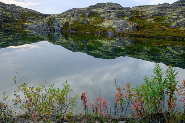 A view of rocks on the Rybachy Peninsula in Murmansk region - Sputnik International