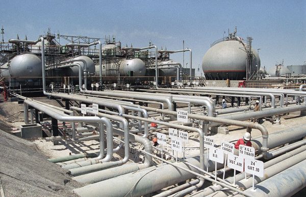 Riyadh Asks Iraq for 20Mln Barrels of Crude After Attack on Saudi Aramco Facilities - Reports - Sputnik International
