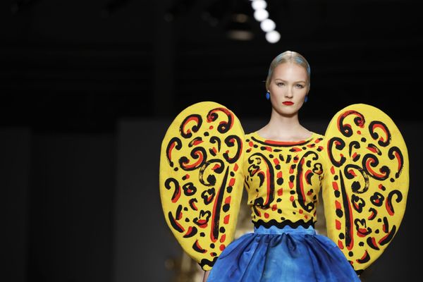 Picasso Painting Made a Reality: Extravagant Models Rock Milan Fashion Week - Sputnik International
