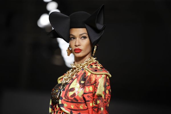 Picasso Painting Made a Reality: Extravagant Models Rock Milan Fashion Week - Sputnik International