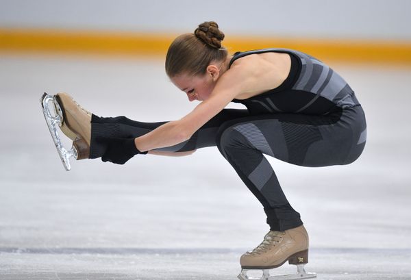 Russian Figure Skater Trusova Sets 2 World Records - Sputnik International