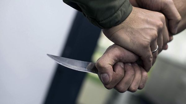 A man with a knife - Sputnik International