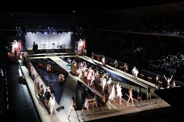 Love Yourself: Beautiful Models Walk on Paris Runway in Sexy Lingerie From Etam - Sputnik International