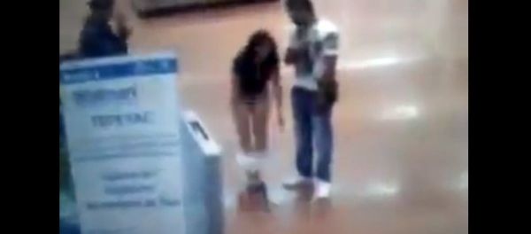 Woman in Walmart Woman in Walmart - Sputnik International