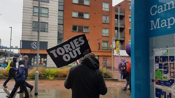 Protesters Are Gathering Today in Manchester in Anger Over the Incumbent Conservative Government - Sputnik International