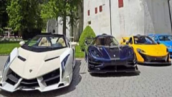An auction house in Switzerland is set to sell at least 25 deluxe class vehicles including Ferraris, Rolls-Royces and Lamborghinis that Swiss authorities seized from the son of Equatorial Guinea's president over the corruption probe. - Sputnik International