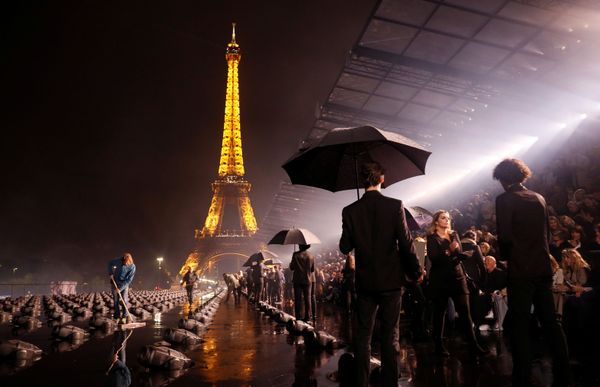 Guests arrive at the Saint Laurent Spring/Summer 2020 women's ready-to-wear collection show during Paris Fashion Week in Paris, France, September 24, 2019.  - Sputnik International