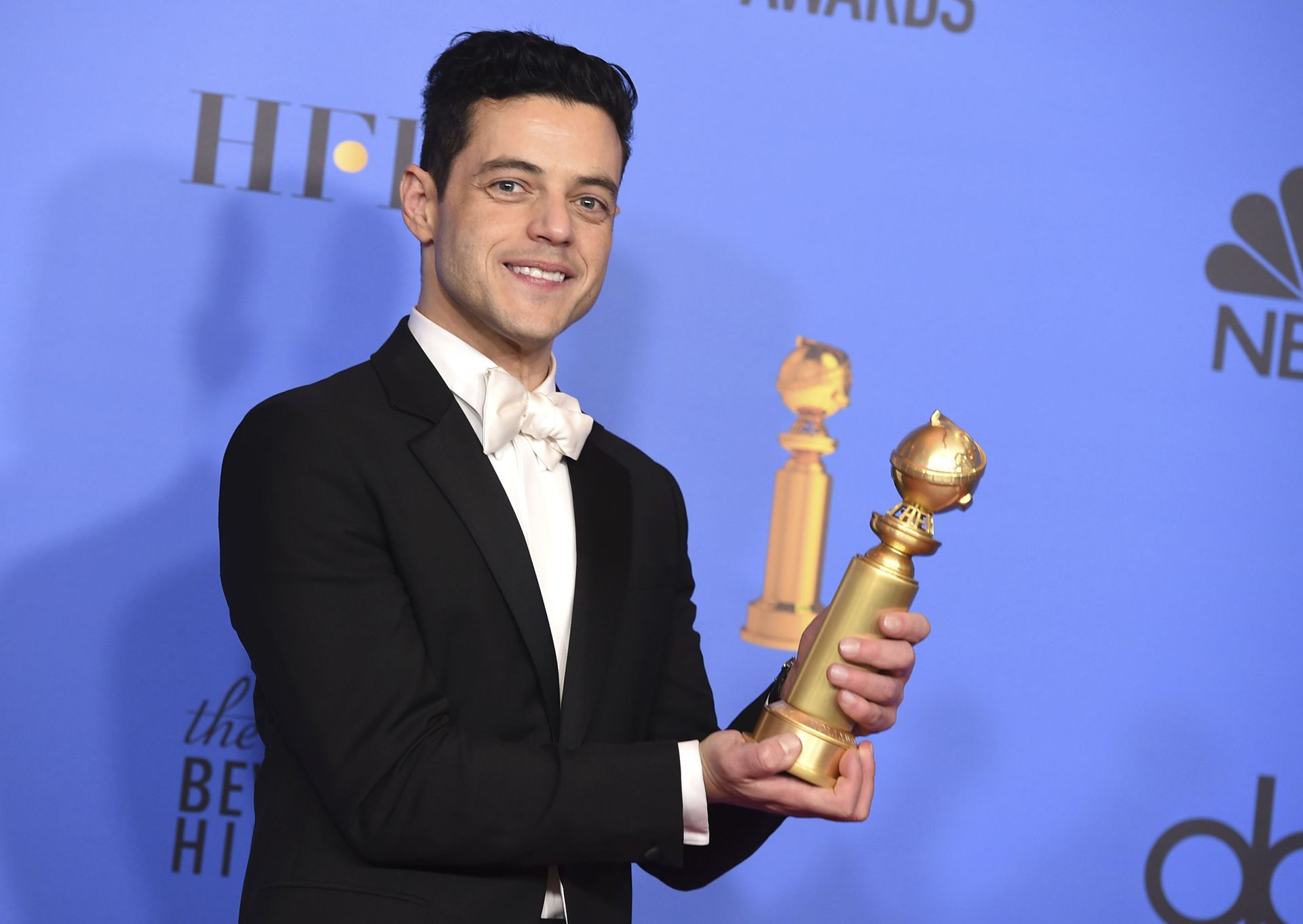 Rami Malek poses in the press room with the award for best performance by an actor in a motion picture, drama for Bohemian Rhapsody at the 76th annual Golden Globe Awards at the Beverly Hilton Hotel on Sunday, Jan. 6, 2019, in Beverly Hills, Calif. Rami Malek poses in the press room with the award for best performance by an actor in a motion picture, drama for Bohemian Rhapsody at the 76th annual Golden Globe Awards at the Beverly Hilton Hotel on Sunday, Jan. 6, 2019, in Beverly Hills, Calif. - Sputnik International, 1920, 14.10.2021