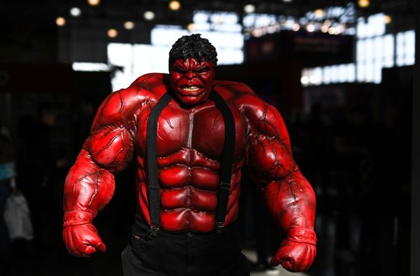 A cosplayer at the IgroMir 2019 exhibition and the Comic Con Russia 2019 festival in Moscow  - Sputnik International