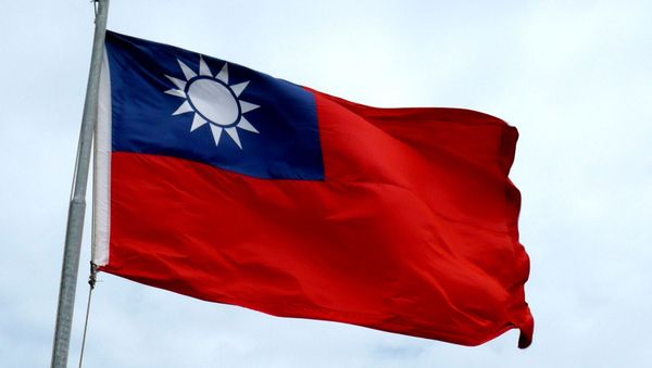 Flying flag of the Republic of China - Sputnik International