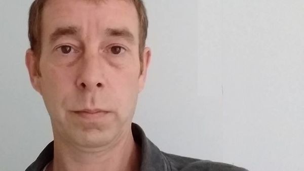 Simon Finch - Sputnik International