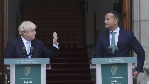 Britain's Prime Minister Boris Johnson, left, meets with Ireland's Prime Minister Leo Varadkar Britain's Prime Minister Boris Johnson, left, meets with Ireland's Prime Minister Leo Varadkar - Sputnik International