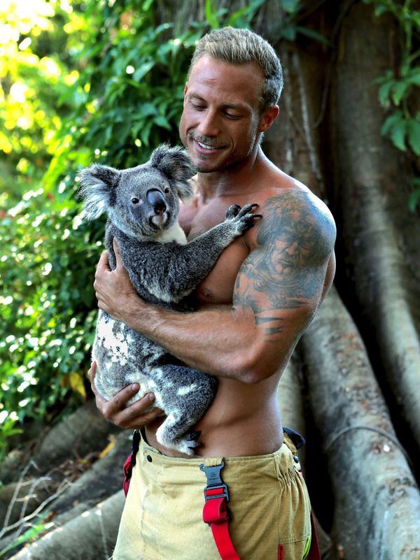 Super Hot: Australian Firemen Get Undressed for Steamy Calendar Super Hot: Australian Firemen Get Undressed for Steamy Calendar - Sputnik International