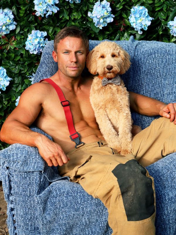 Super Hot: Australian Firemen Get Undressed for Steamy Calendar Super Hot: Australian Firemen Get Undressed for Steamy Calendar - Sputnik International